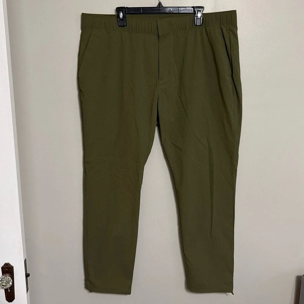 NEW Adidas Mens 2XL Olive Green Ripstop Jogger Pants HY5381